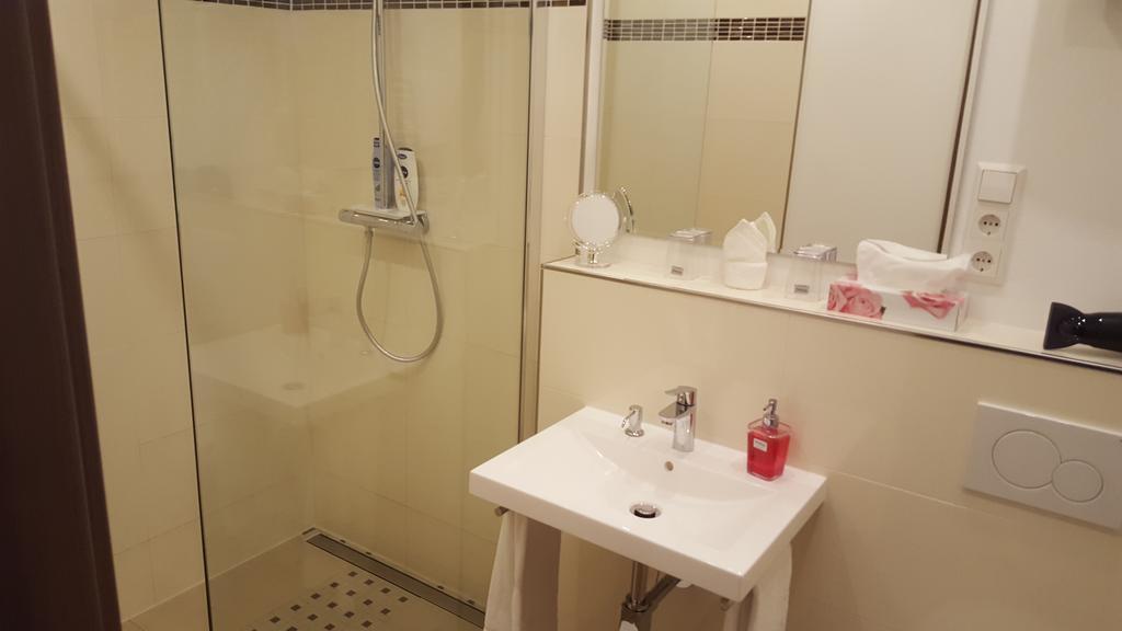 Hotel Ravene Кохем Екстериор снимка