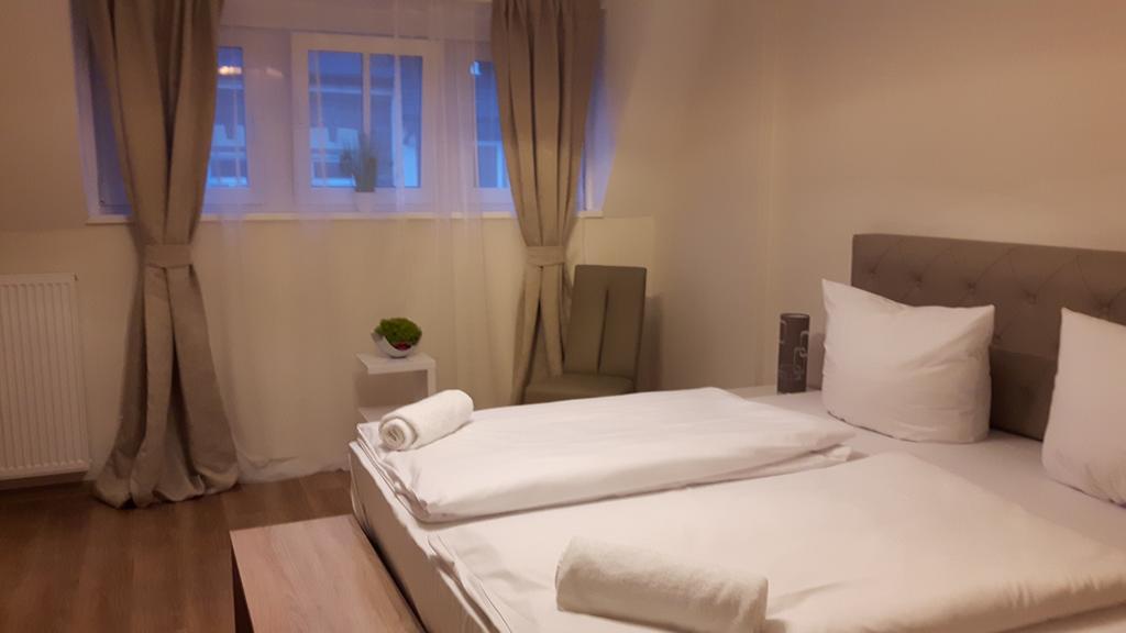Hotel Ravene Кохем Екстериор снимка