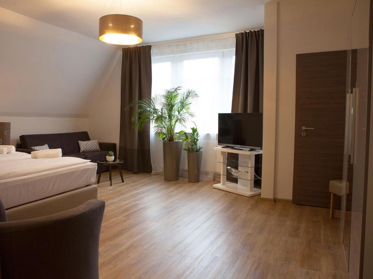 Hotel Ravene Кохем Екстериор снимка